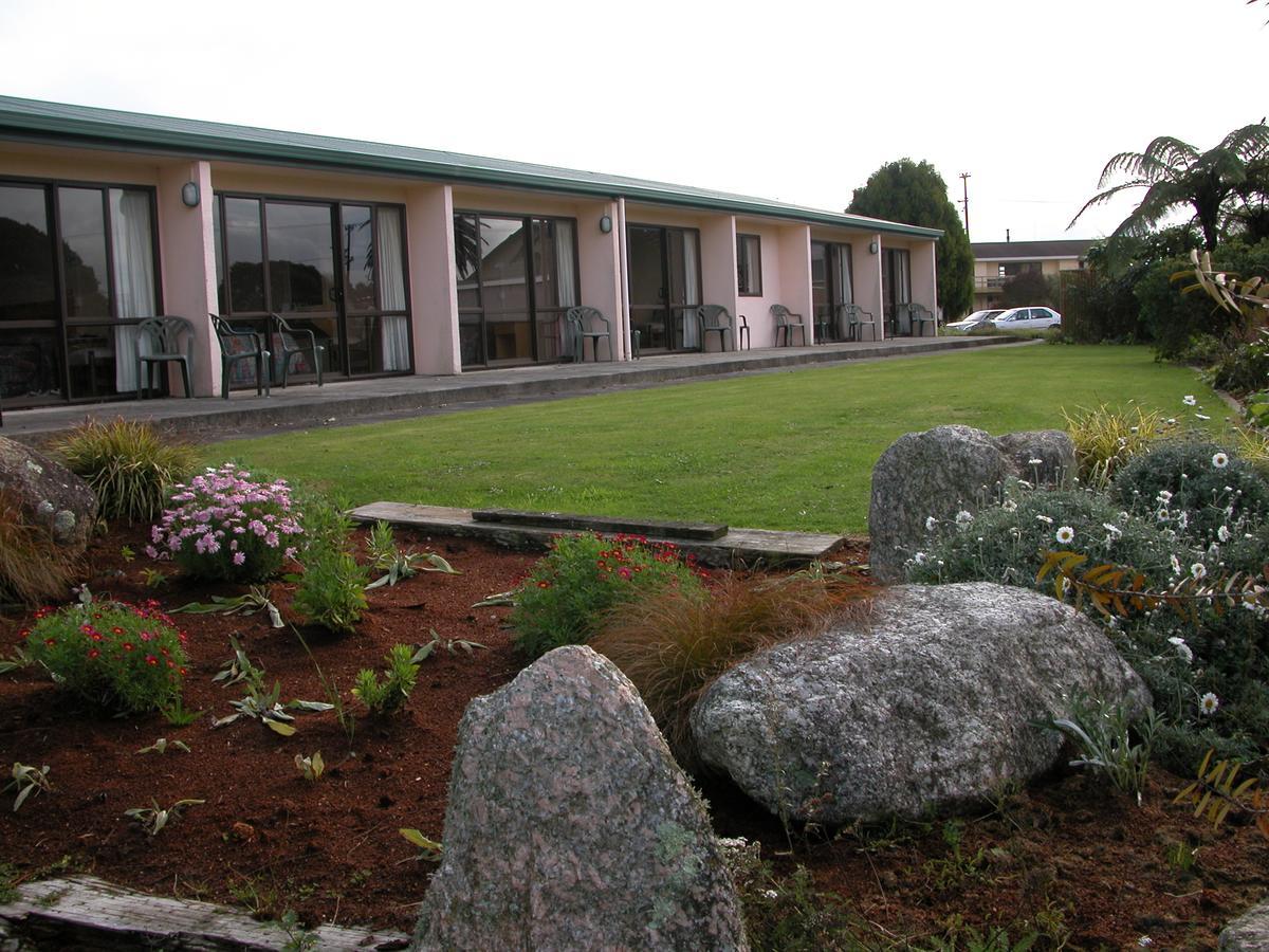 Karamea Village Hotel Exterior foto